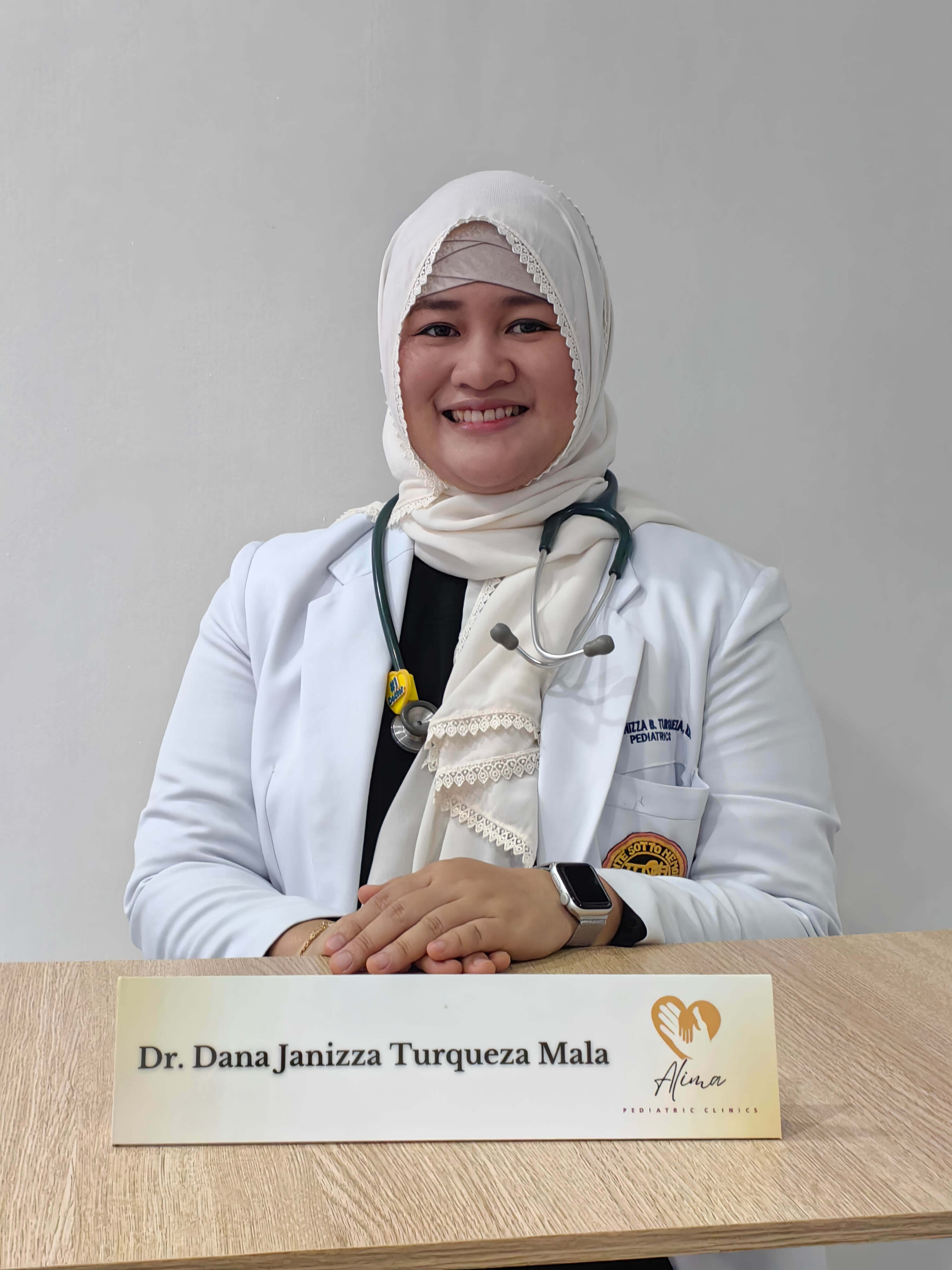 Dr. Dana Janizza Turqueza Mala